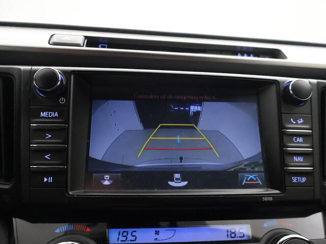 Toyota RAV4 2.5 HYBRID AWD 4WD AUT. DYNAMIC + TREKHAAK 1650 KG | ADAPTIVE CRUISE | CAMERA | STOELVERW. | 18 INCH