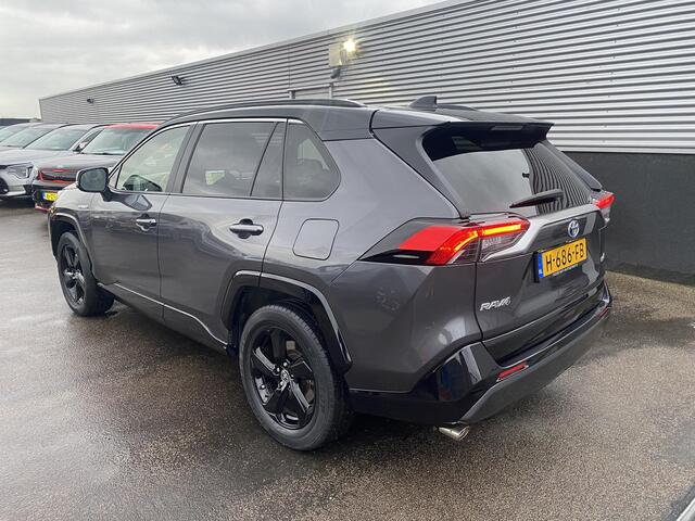 Toyota RAV4 2.5 Hybrid Bi-Tone Stoelverwarming, JBL premium audio, parkeersensoren v&a, achteruitrij camera, ACC, keyless, navigatie, Apple CarPlay/Android Auto