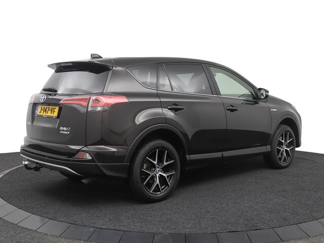 Toyota RAV4 2.5 Hybrid Executive | Lederen bekleding | Stuur en stoelverwarming | Trekhaak | Bestuurdersstoel met geheugen |