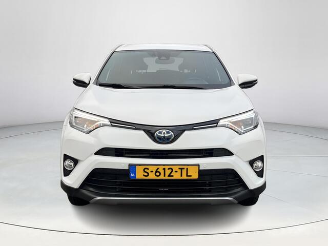 Toyota RAV4 2.5 Hybrid AWD Style | Navigatie | Stoelverwarming | Trekhaak | Electr. bestuurdersstoel | Keyless entry |