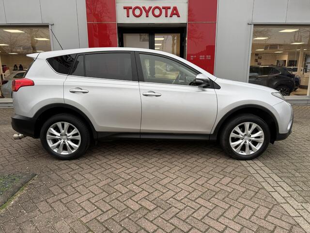 Toyota RAV4 2.0 VVT-i Executive Business 4WD