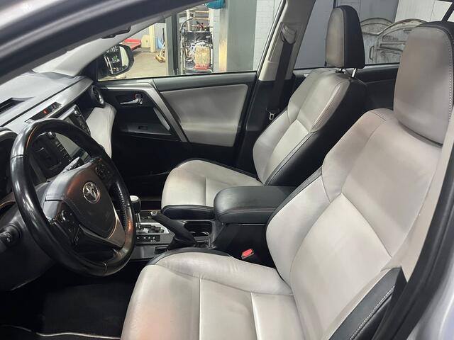 Toyota RAV4 2.5 Hybrid Executive Business | Trekhaak | Leer | NAV!