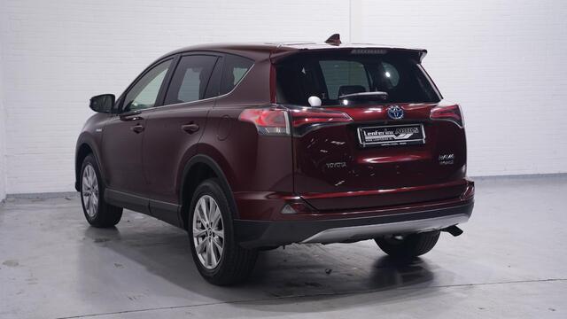 Toyota RAV4 Hybrid business edition Cruise-controle ECC led-verlichting Navi key-less go en start electrische achterklep stoel-stuur verwarming lane-assist private-glas camera boekjes aanwezig PDC v+a