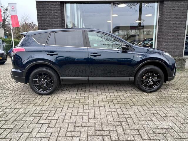 Toyota RAV4 2.5 Hybrid AWD Energy | Trekhaak | Schuif dak | Camera |