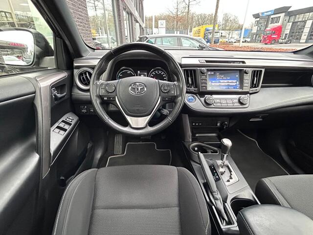 Toyota RAV4 2.5 Hybrid AWD Energy | Trekhaak | Schuif dak | Camera |