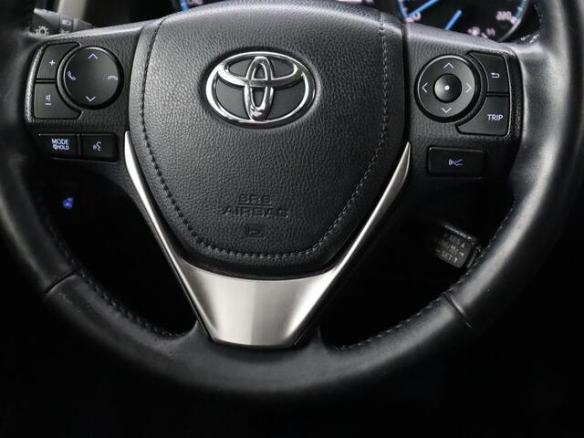 Toyota RAV4 2.5 Hybrid AWD Dynamic | Stoel & stuurverwarming | Adaptive cruise | Trekhaak | Camera | Navigatie | Climate control | Bluetooth