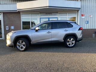 toyota-rav4-2.5-hybrid-dynamic-inno