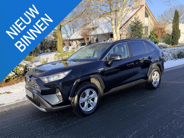 Toyota RAV4 2.5 Hybrid 222PK AWD LederoACCoNavi