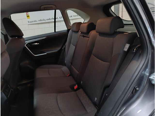 Toyota RAV4 2.0 VVT-iE Dynamic Navigatie | Camera | Keyless | Automatische airco | parkeer sensoren | Trekhaak