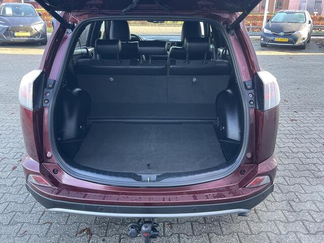 Toyota RAV4 2.5 Hybrid AWD Style