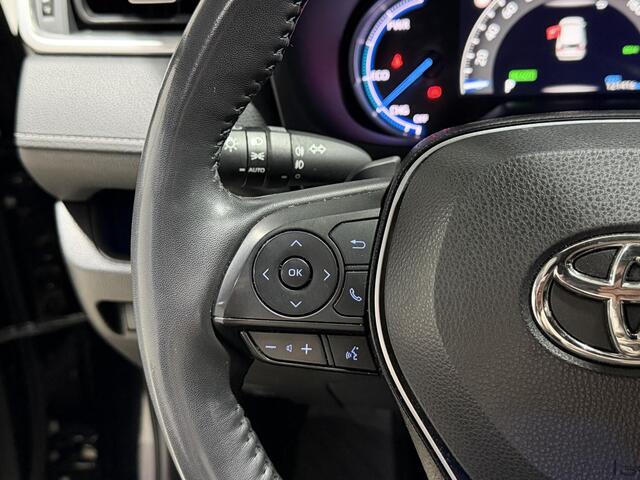 Toyota RAV4 2.5 Hybrid AWD Black Edition | Trekhaak met afneembare kogel | All season banden | Side Skirts |