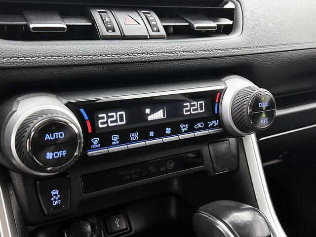 Toyota RAV4 2.5 Hybrid AWD Style | Parkeersensoren | Cruise control | Achteruitrijcamera