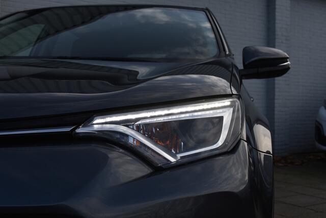 Toyota RAV4 2.5 Hybrid Dynamic Limited Automaat 197pk | BSM | Stoel met geheugen | Stoelverwarming | Keyless entry | PDC |