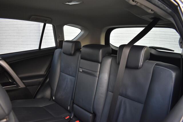 Toyota RAV4 2.5 Hybrid Dynamic Limited Automaat 197pk | BSM | Stoel met geheugen | Stoelverwarming | Keyless entry | PDC |