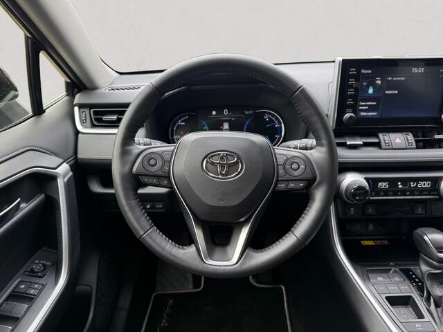 Toyota RAV4 Hybrid 4x2 Team Deutschland