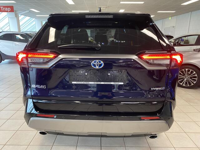 Toyota RAV4 2.5 Hybrid AWD Style Edition | Pano dak | Verw stuurwiel