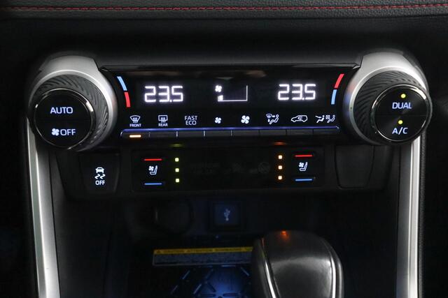 Toyota RAV4 2.5 Plug-in Hybrid AWD Bi-Tone Plus | Apple Carplay/Android Auto | Stoel/Stuurverwaring | Stoelverwarming Achterbank | 360Camera | Parkeersensoren |