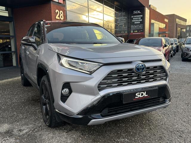 Toyota RAV4 2.5 Hybrid Bi-Tone // NAVI // TREKHAAK // ADAPTIVE CRUISE // CLIMA // ELEK. ACHTERKLEP // 360 CAMERA //