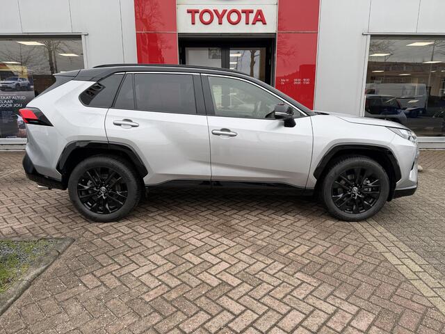 Toyota RAV4 2.5 Hybrid AWD Style | Bi-Tone | Trekgewicht 1650kg | Stoel+Stuur verwarming