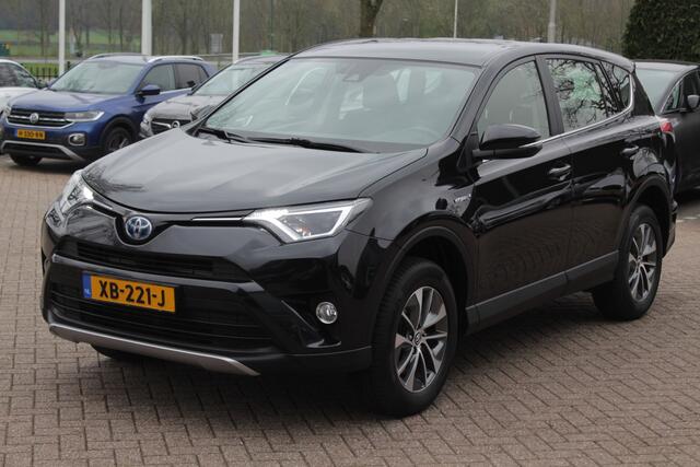 Toyota RAV4 2.5 Hybrid Dynamic / Camera / Navigatie / Cruise Control / 2e Eigenaar / Compleet dealer onderhouden