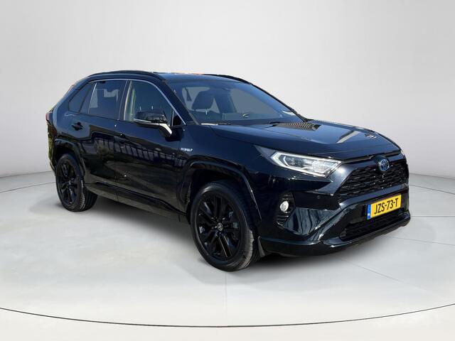 Toyota RAV4 2.5 Hybrid AWD Black Edition | Trekhaak | JBL audio | Carplay | Stoel- + stuurverwarming | Camera's rondom |