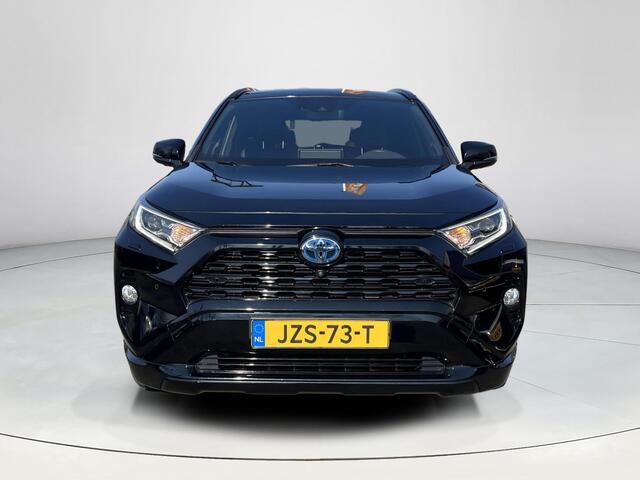 Toyota RAV4 2.5 Hybrid AWD Black Edition | Trekhaak | JBL audio | Carplay | Stoel- + stuurverwarming | Camera's rondom |