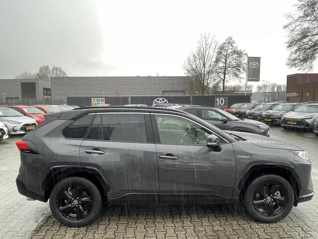 Toyota RAV4 2.5 Hybrid Bi-Tone Michelin Cross Climate