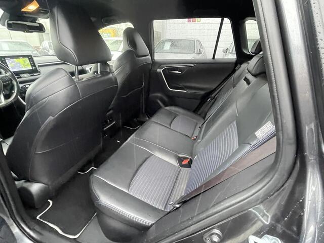 Toyota RAV4 2.5 Hybrid Bi-Tone Michelin Cross Climate