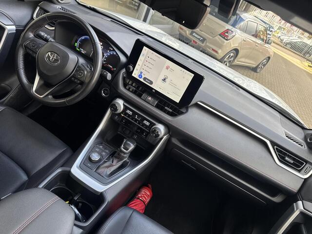 Toyota RAV4 2.5 Plug-in Hybrid AWD Bi-Tone Plus | 06-10141018 Voor meer informatie