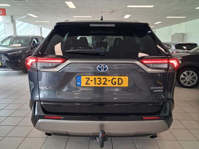 Toyota RAV4 2.5 Hybrid AWD Style