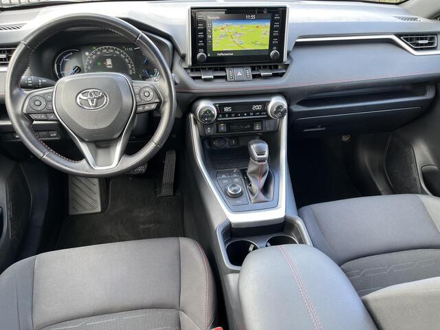 Toyota RAV4 2.5 Plug-in Hybrid AWD Style | Navigatie | Carplay | Verwarmbare achterbank | Parkeersensoren |