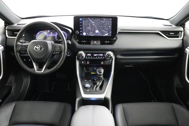 Toyota RAV4 2.5 Hybrid AWD Bi-Tone | Half leder | stoelverwarming | Navigatie | Apple Carplay/Android Auto |