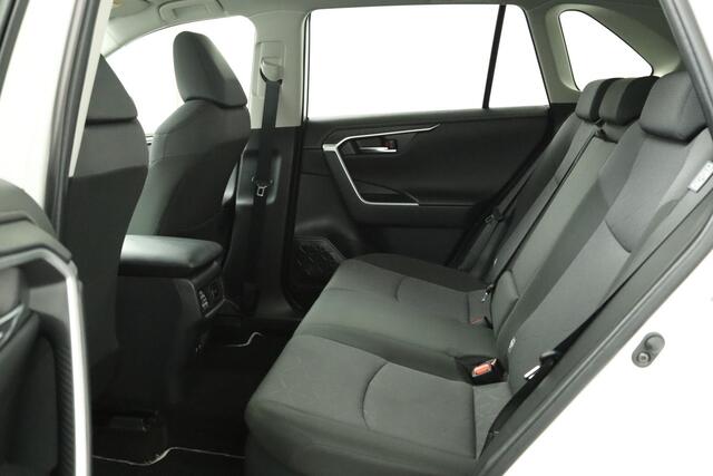 Toyota RAV4 2.5 Hybrid Dynamic | Adaptive Cruise Control | Achteruitrijcamera | Stoelverwarming | Trekhaak | Apple Carplay | Android Auto |