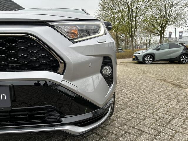 Toyota RAV4 2.5 Plug-in Hybrid AWD Bi-Tone Plus | Gekoelde stoelen | Apple CarPlay | Blindspot | Rijklaarprijs incl. garantie |