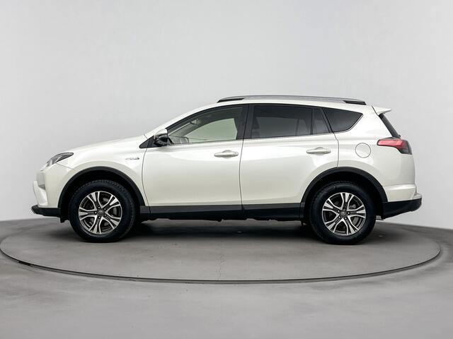 Toyota RAV4 2.5 Hybrid AWD Executive | JBL-Audio | Navigatie | Stuur & Stoelverwarming | 360° Camera |