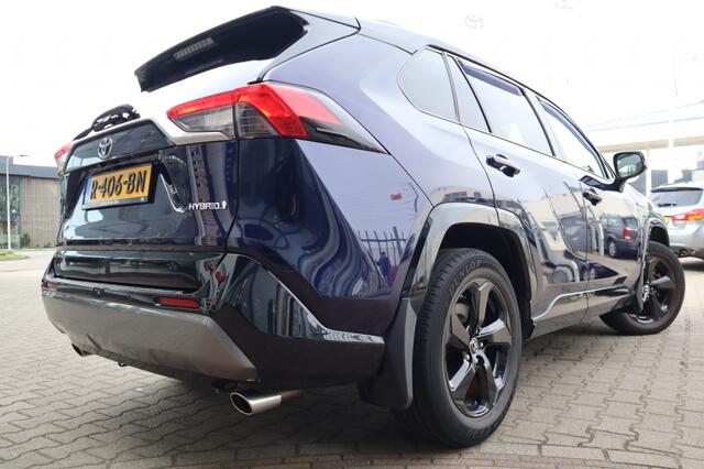 Toyota RAV4 2.5 Hybrid Bi-Tone Trekhaak | Innovation pack | Verwarmd stuur