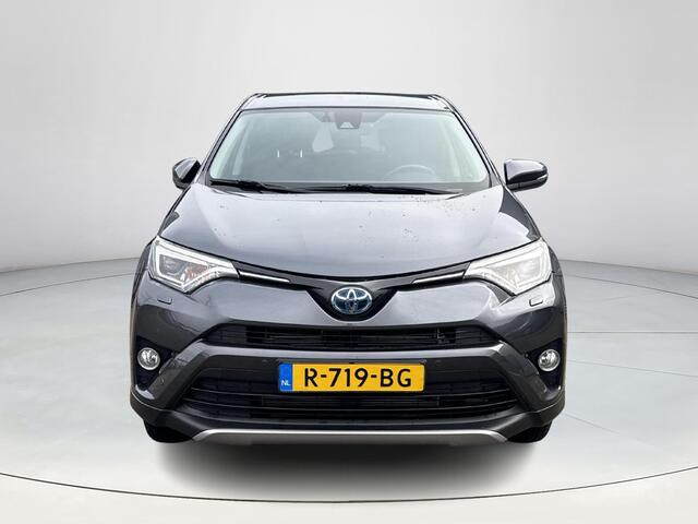 Toyota RAV4 2.5 Hybrid Style Navigatie | Achteruitrijcamera | Stuur en stoelverwarming