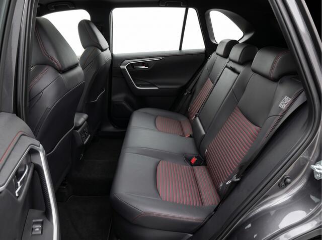 Toyota RAV4 2.5 Plug-in Hybrid AWD Style | Dodehoekdetectie | Noodremassistent | Adaptive Cruise Control | Lane Assist | Achteropkomend verkeer waarschuwing | Voorstoelen Verwarmd |