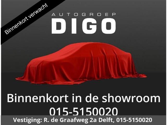 Toyota RAV4 2.5 Hybrid AWD Bi-Tone | 1650 KG trekgewicht | JBL Audio | navigatie | 360° camera | Stuur-/Stoelverwarming | Dodehoek detectie