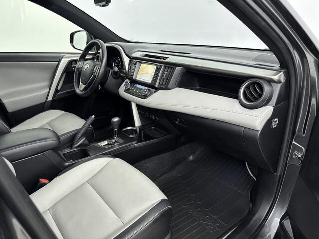 Toyota RAV4 2.5 Hybrid AWD Executive | Glazen Schuifdak | 360° Camera |