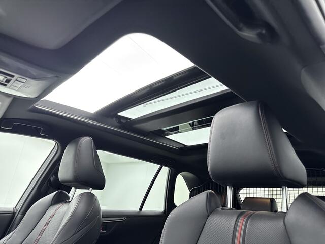 Toyota RAV4 2.5 Plug-in Hybrid AWD Bi-Tone Plus | Panoramadak | Trekhaak | Stoelverwarming-ventilatie |