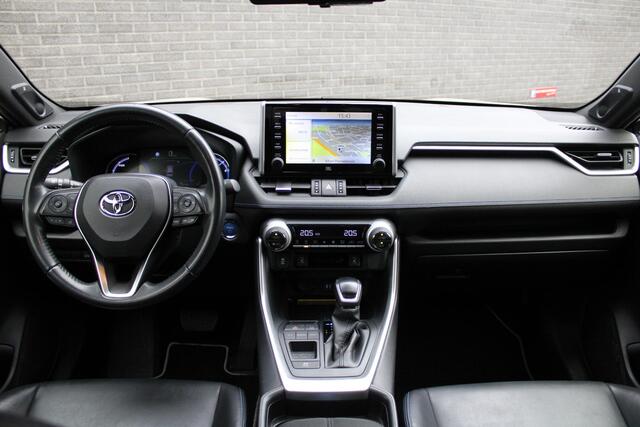 Toyota RAV4 2.5 Hybrid Bi-Tone JBL AUDIO, Trekhaak, Automaat, Elektr. Achterklep, Stoelverw., Dodehoek detectie, Keyless Entry/Start, Navigatie, Achteruitrijcamera, Cruise/Climate Control