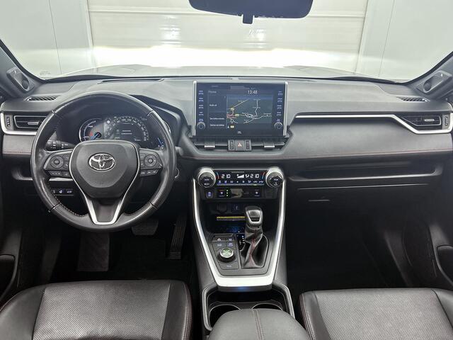 Toyota RAV4 2.5 Plug-in Hybrid AWD Bi-Tone Plus | Elektrisch glazen panorama dak | Dealeronderhouden | Onderweg-naar-dealer