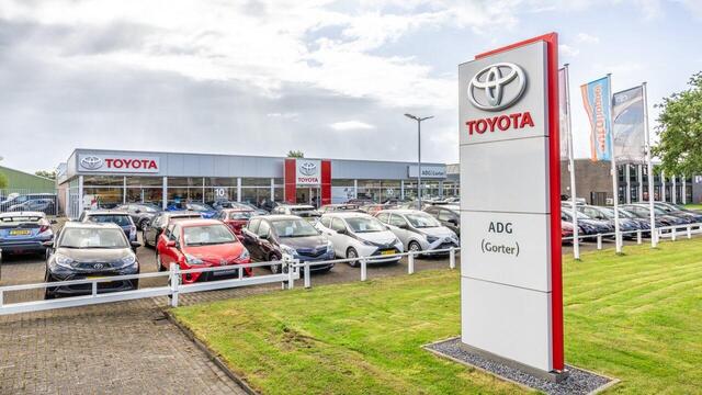 Toyota RAV4 2.5 Hybrid Active | Trekhaak | Navigatie | Stoelverwarming |