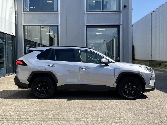 Toyota RAV4 2.5 Hybrid Active | Navi/Camera/Clima/Adapt.Cruise/Afn.Trekhaak/Stoelverwarming/Apple CarPlay-Android Auto