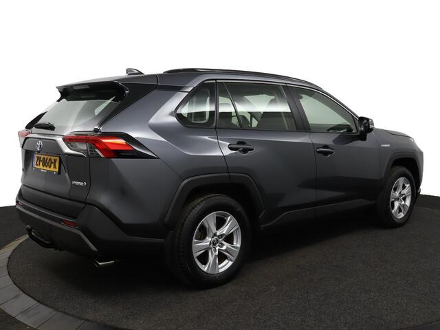 Toyota RAV4 2.5 Hybrid AWD Active | Apple Carplay | Android Auto | Adaptive Cruise Control | Achteruitrijcamera | Trekhaak | 1650 kg Trekgewicht |