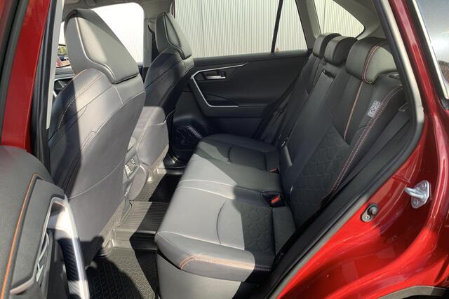 Toyota RAV4 2.5 Hybrid AWD ADVENTURE | Panorama Dak | JBL | Leer | Elektriche Stoelen | 360 camera