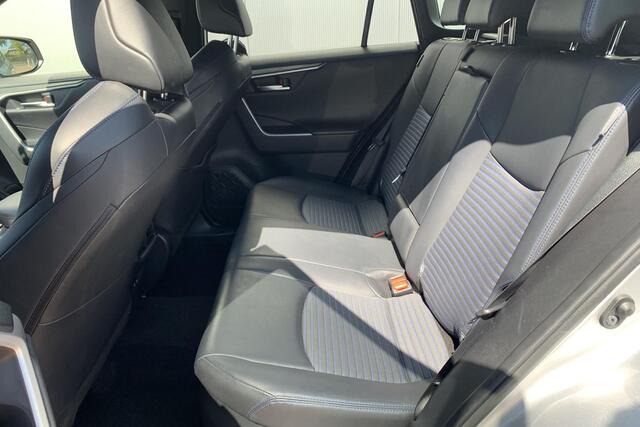 Toyota RAV4 2.5 Hybrid AWD Bi-Tone