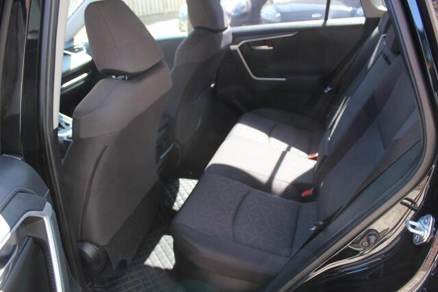 Toyota RAV4 2.5 Hybrid Dynamic Adaptive Cruise, Elek Achterklep, Privacy Glass, 100% Dealer onderhouden, 1e Eigenaar