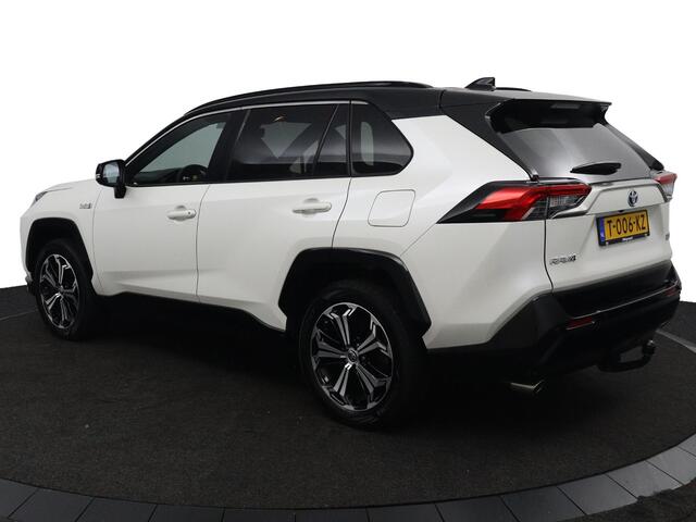Toyota RAV4 2.5 Plug-in Hybrid AWD Bi-Tone Plus | Trekhaak | JBL Audio | Led Verlichting | 360 Camera en Sensoren | Stoelverwarming en Verkoeling |
